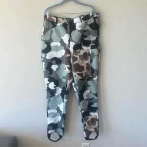 ASOS HOT 🔥 ski snowboard pants size US12 camo for the snow